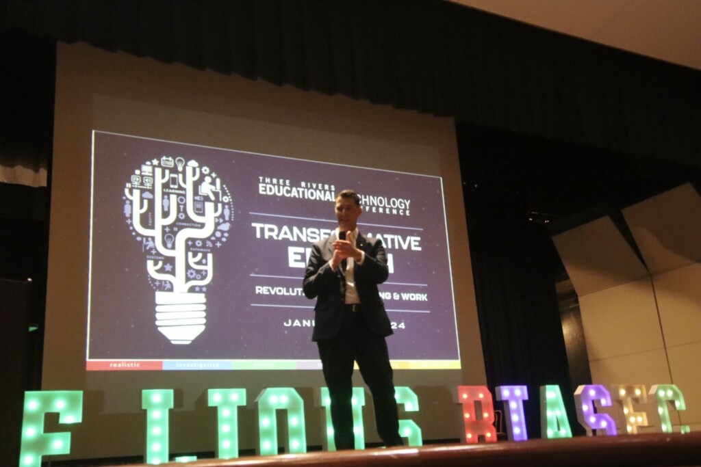 Ed Hidalgo speaks at TRETC